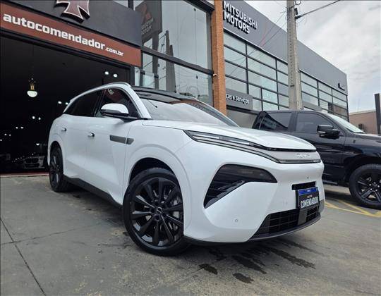 BYD ATTO 8 1.5 TURBO PHEV AWD AUTOMÁTICO BYD ATTO 8 1.5 TURBO PHEV AWD AUTOMÁTICO